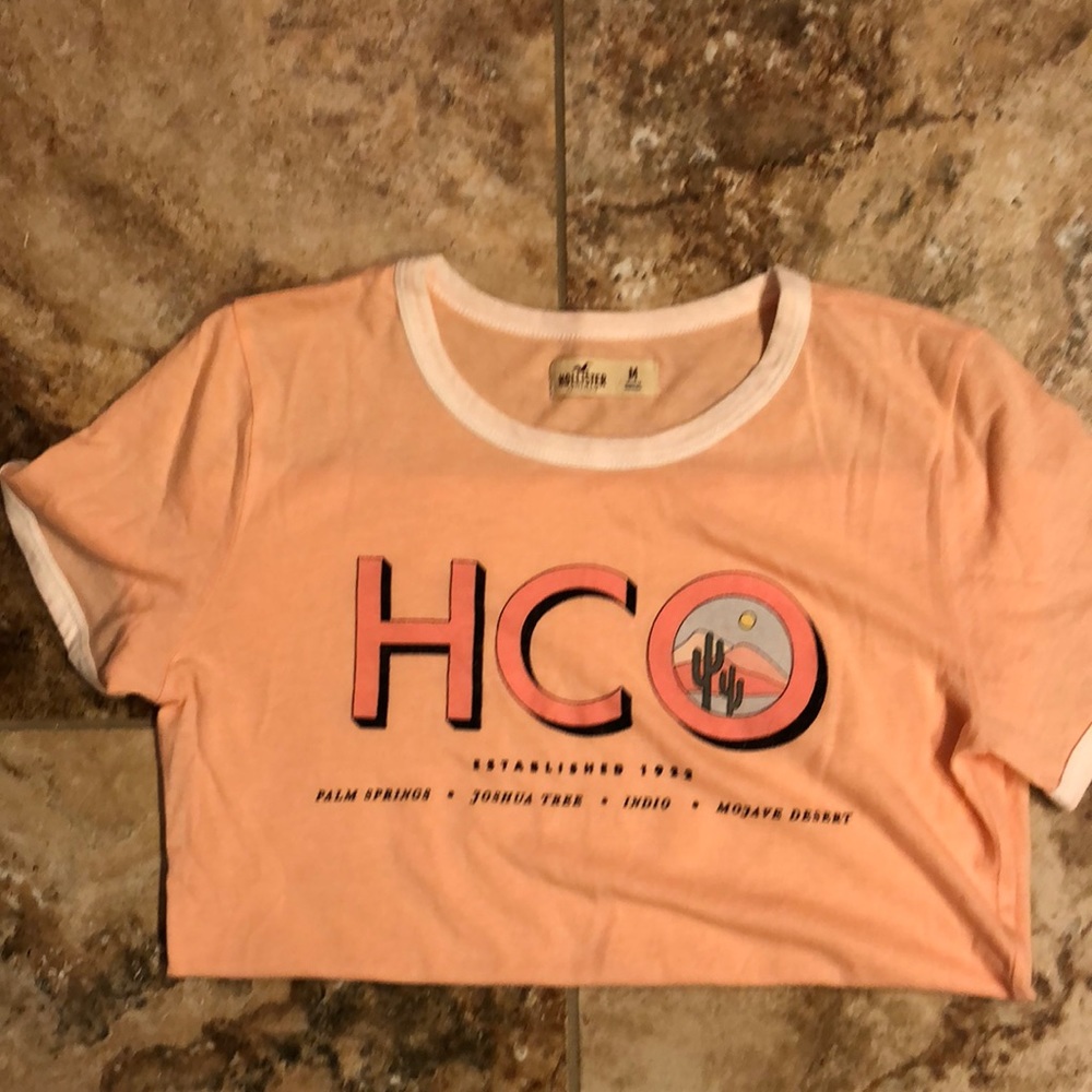 Hollister ringer peach T shirt size medium